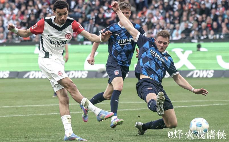 埃基蒂克双响引爆安菲尔德,伊萨克坐冷板凳引质 埃基蒂克双响引爆安菲尔德,伊萨克坐冷板凳引质